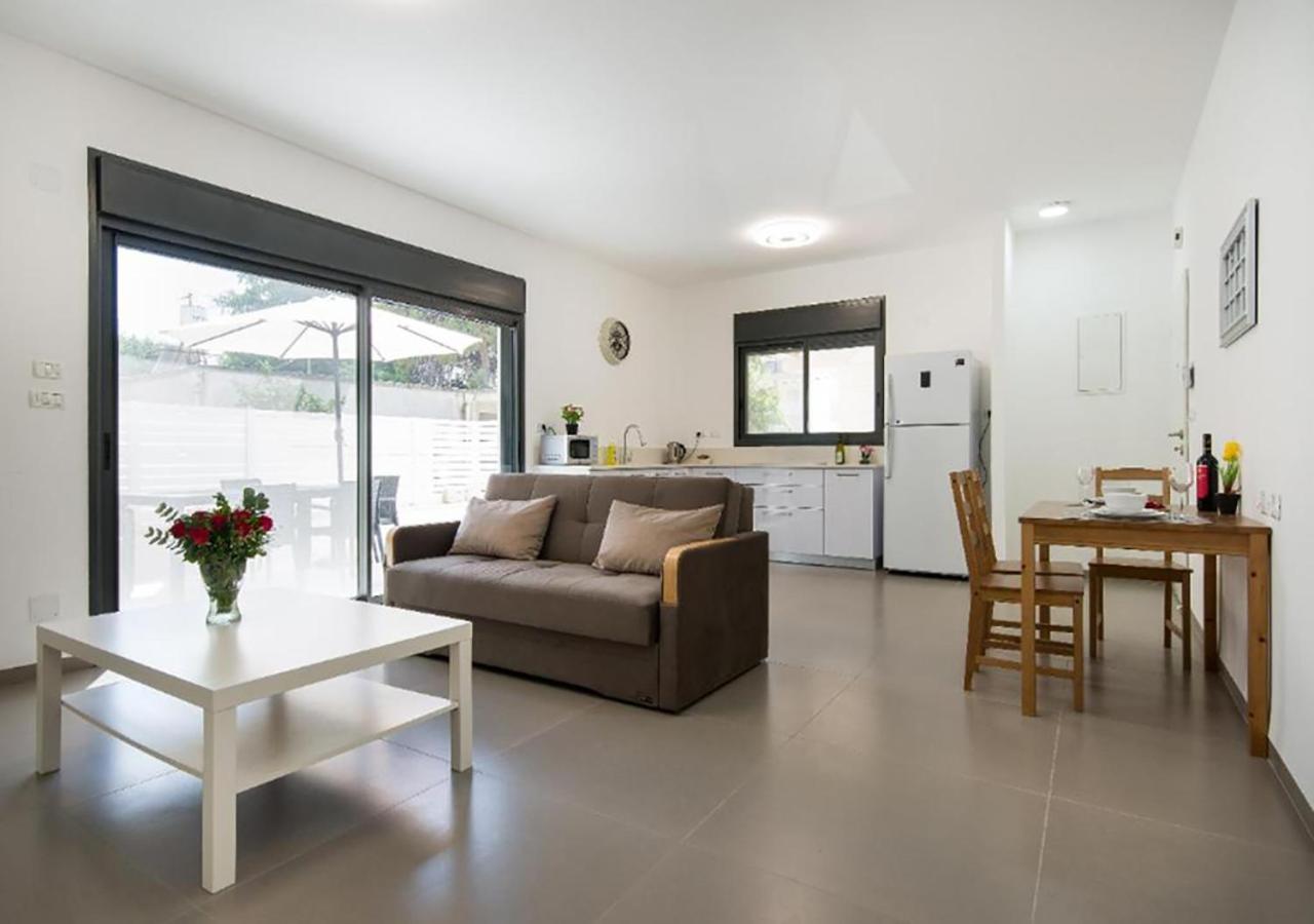 Balfour Sea View City Center Nahariya Exterior photo