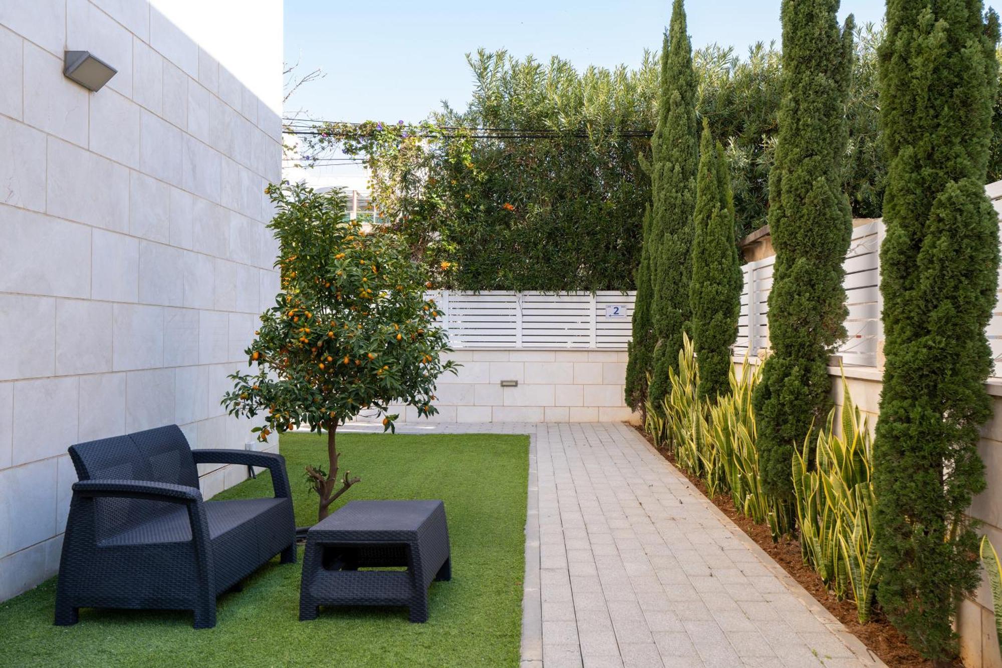 Balfour Sea View City Center Nahariya Exterior photo