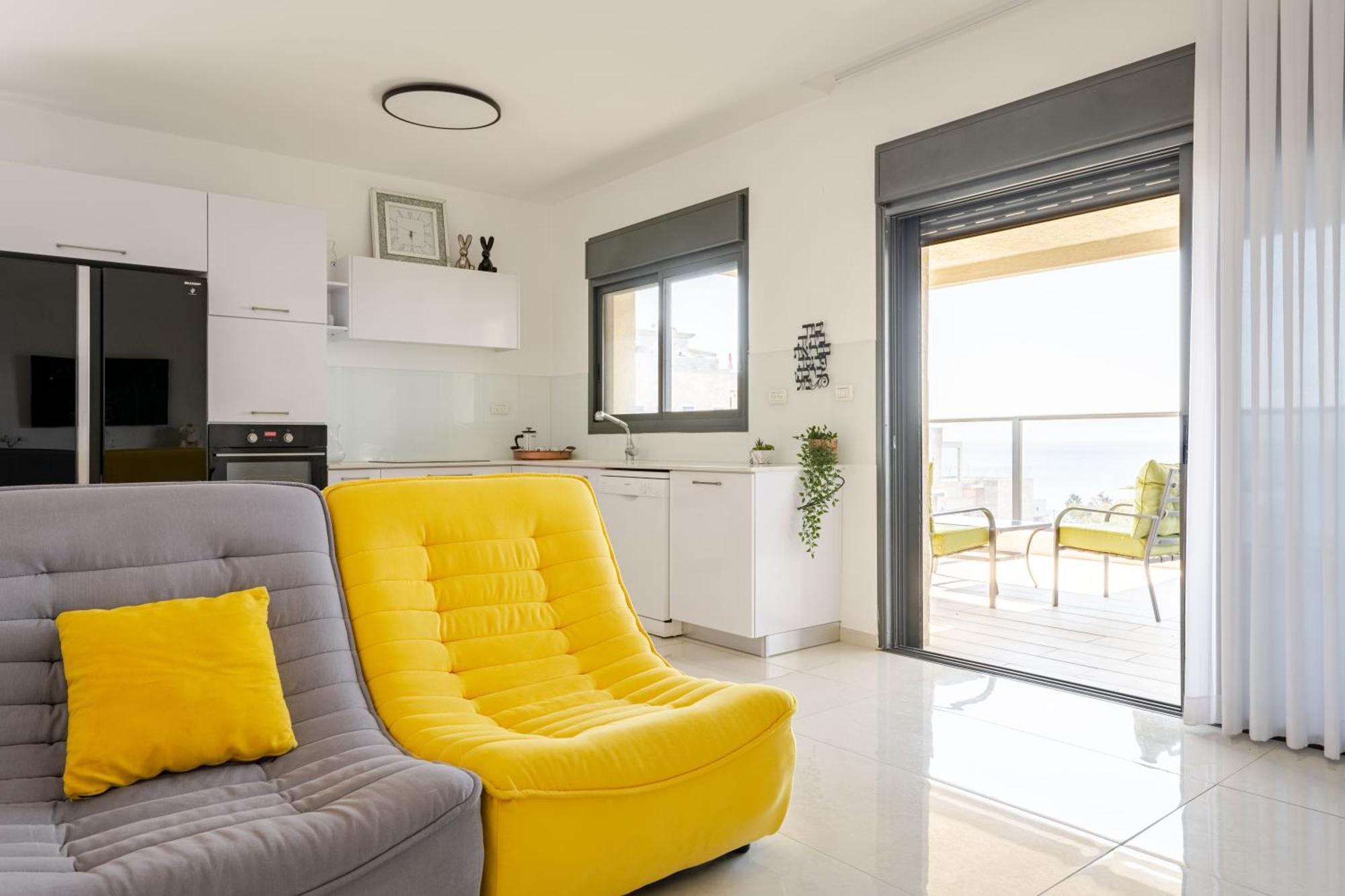 Balfour Sea View City Center Nahariya Exterior photo