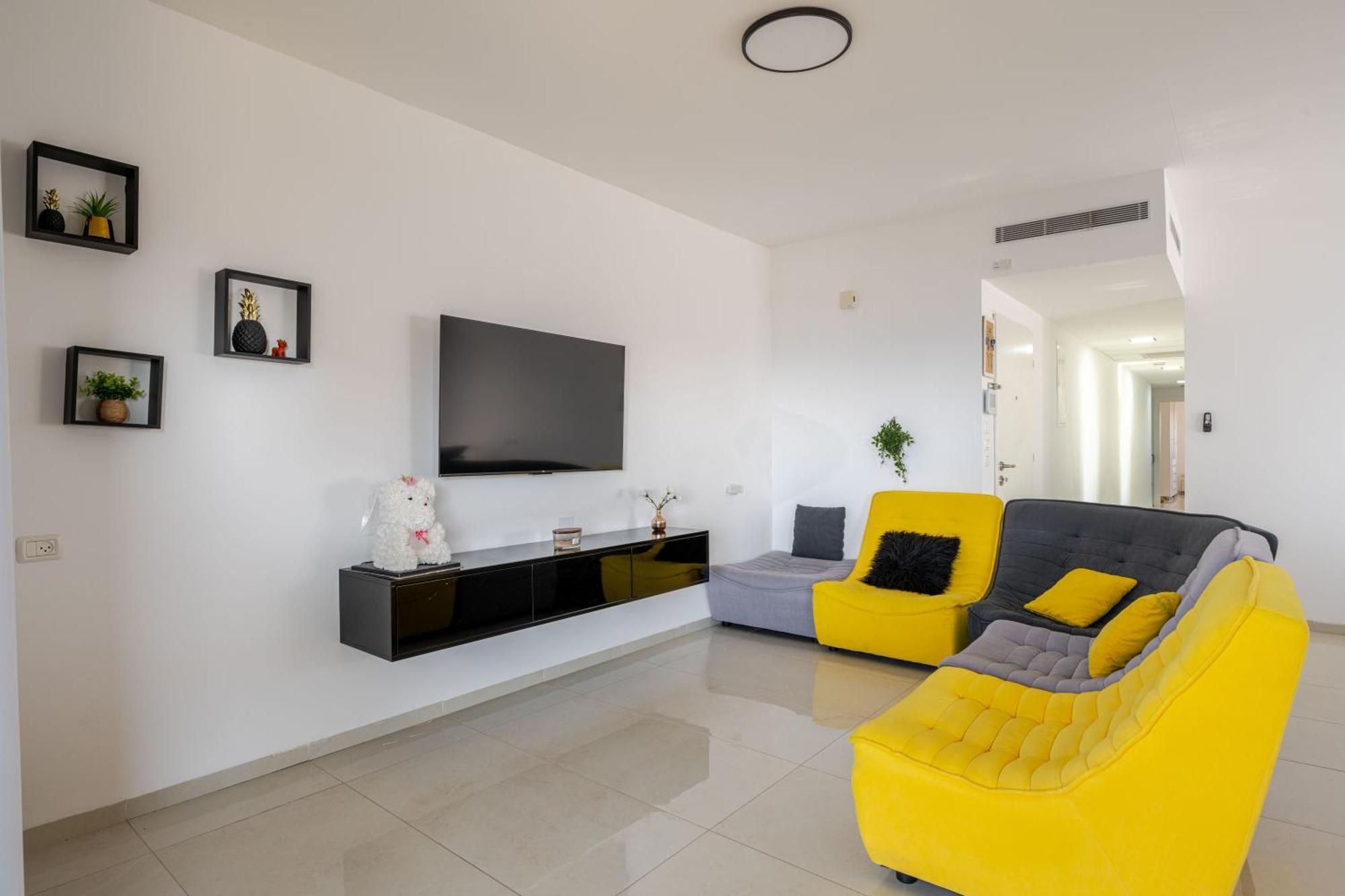 Balfour Sea View City Center Nahariya Exterior photo