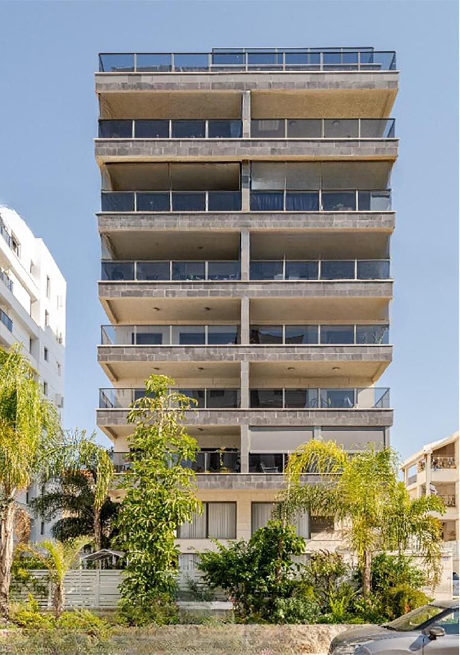 Balfour Sea View City Center Nahariya Exterior photo