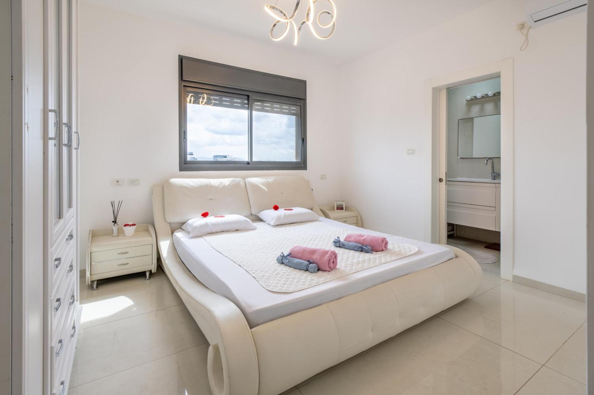 Balfour Sea View City Center Nahariya Exterior photo