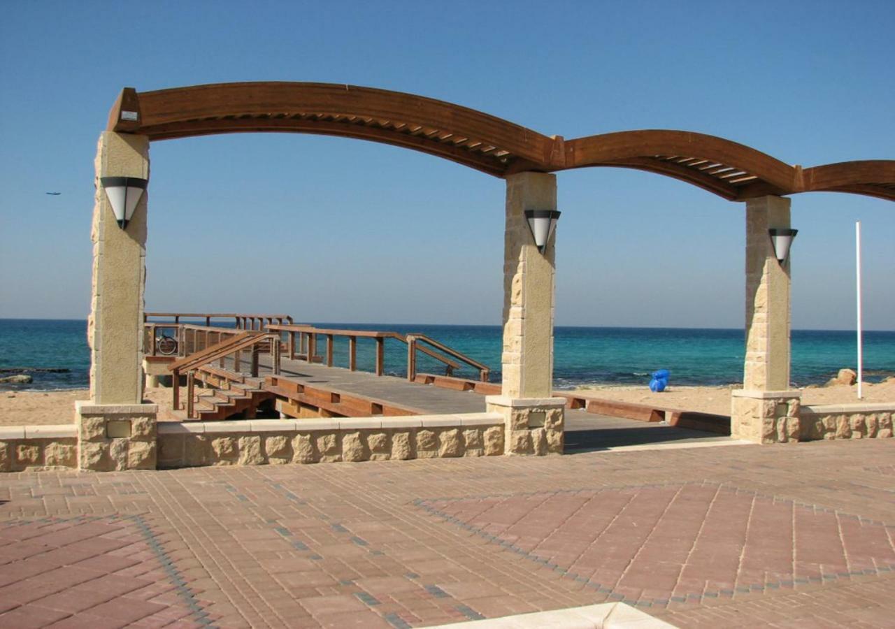 Balfour Sea View City Center Nahariya Exterior photo