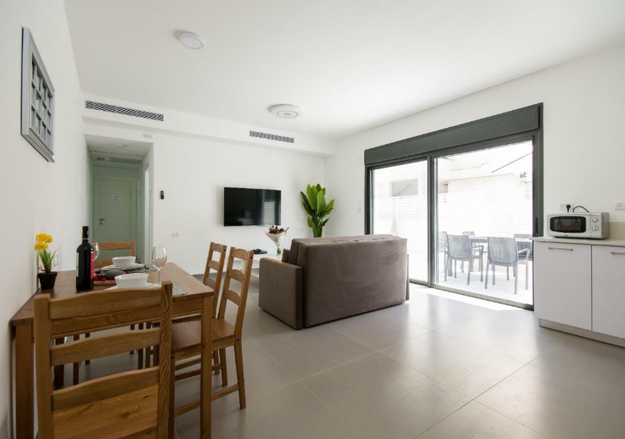 Balfour Sea View City Center Nahariya Exterior photo