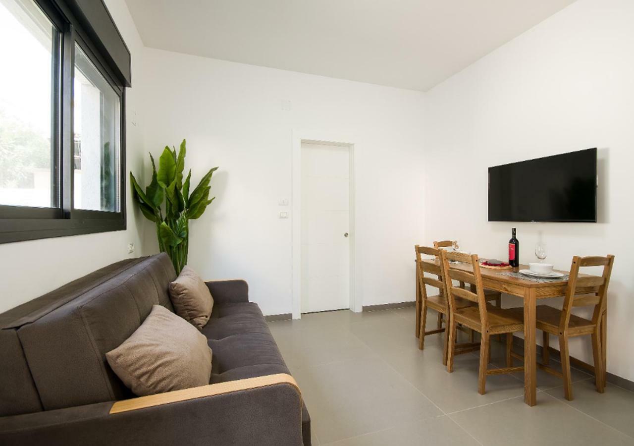 Balfour Sea View City Center Nahariya Exterior photo